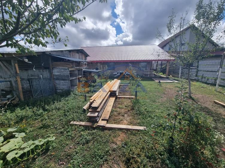 Casă individuală cu 2 camere cu Teren 1375 Mp în Satulung