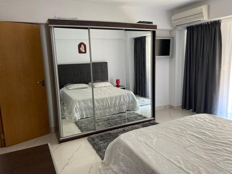 Apartament cu 3 camere decomandat, mobilat în Unirii