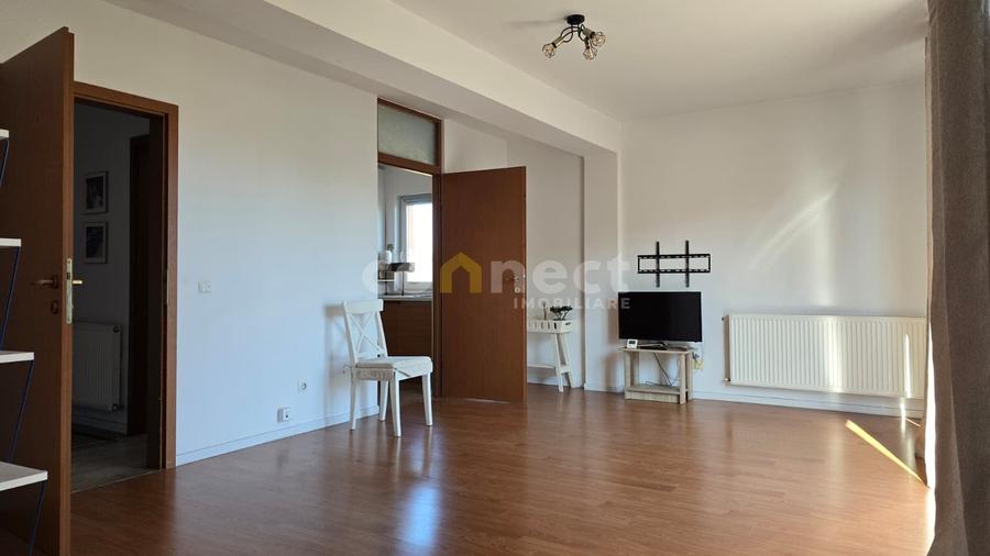 Apartament cu 3 camere, mobilat în Andrei Mureșanu