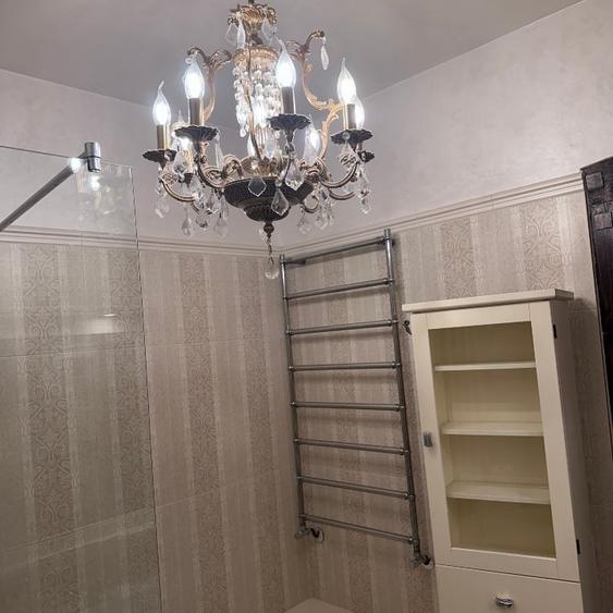 Apartament cu 3 camere decomandat, mobilat în Sinaia