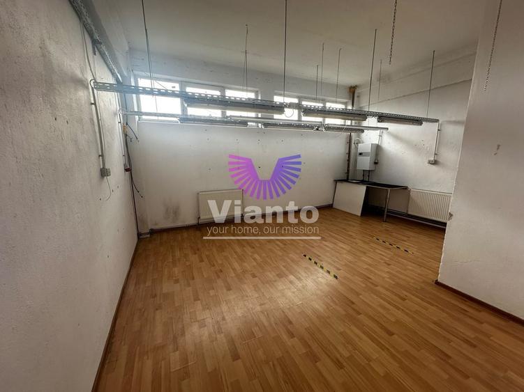 Birou, de 385 mp, în Central