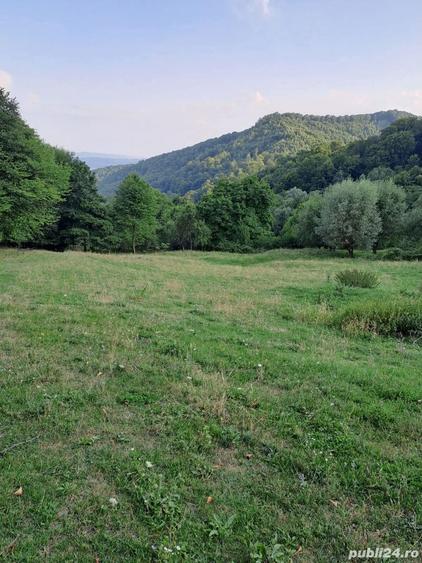 Teren de 18000 mp, în Exterior Vest