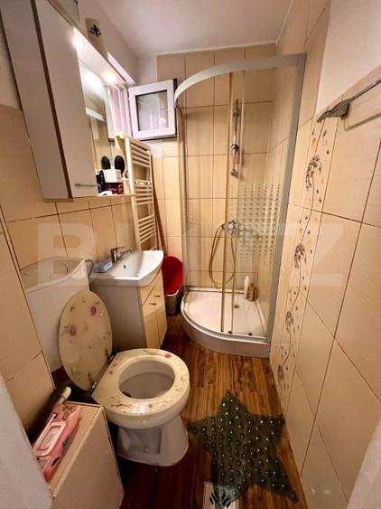 Apartament cu 2 camere semidecomandat, mobilat în Hunedoara