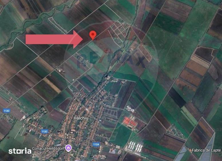 Teren de 3500 mp, în Hălchiu
