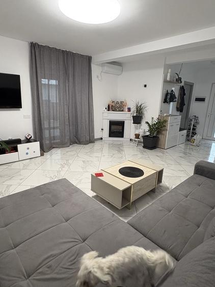 Casă cu 3 camere în Schela