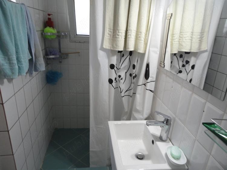 Casă cu 4 camere cu Teren 313 Mp în Central