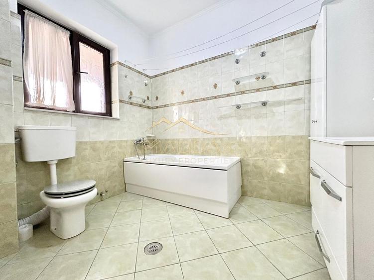 Casă cu 3 camere cu Canalizare în Herăstrău