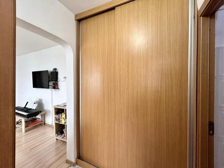 Apartament 2 camere, semidecomandat, Vest, Ploiesti - 6