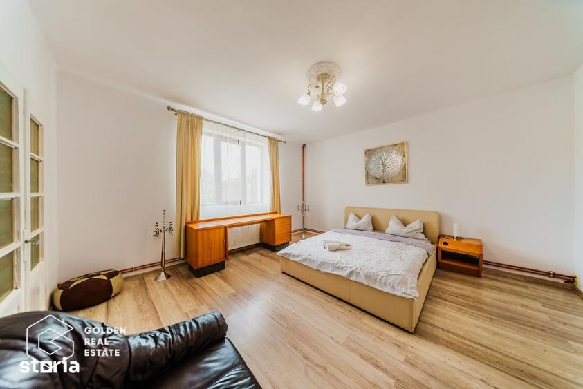 Casă cu Teren 1597 Mp în Ghioroc