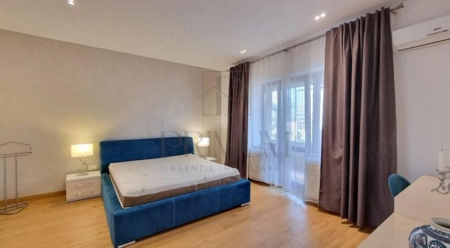Apartament cu 2 camere decomandat în Complex Studențesc