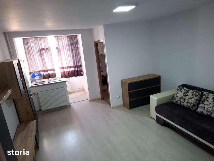 Garsonieră semidecomandată în Craiovei