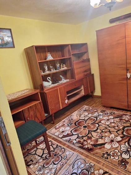 Casă cu 5 camere cu Teren 2724 Mp în Recea