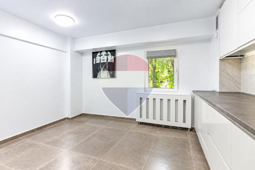 Apartament cu 3 camere decomandat, mobilat în Aviației