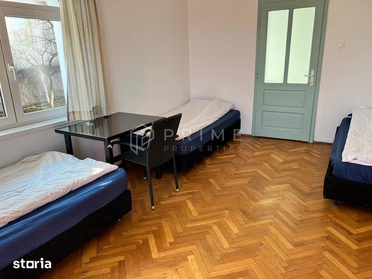 Casă cu 4 camere cu Teren 2000 Mp în Corunca