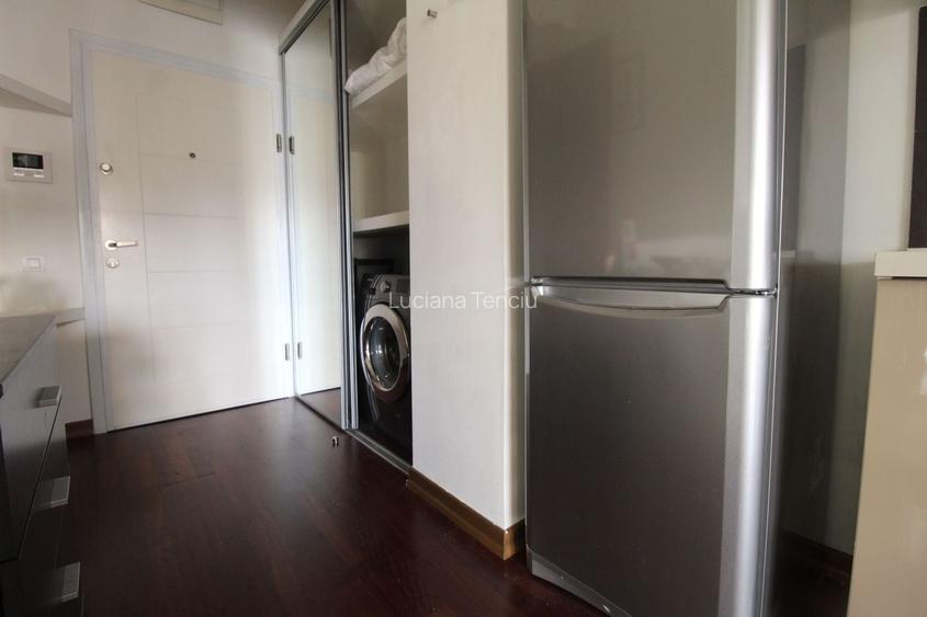 Studio - Dristor - Piata Alba Iulia - 51 mp - terasa - parcare