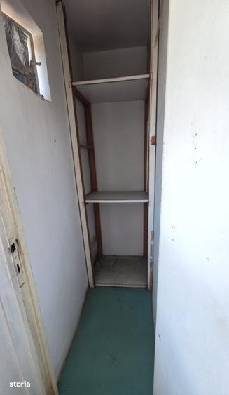 Apartament cu 3 camere decomandat în Sud