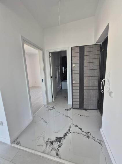 Apartament cu 2 camere decomandat în Haliu