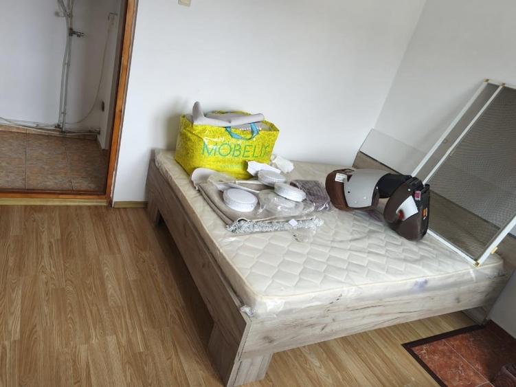 Apartament cu 2 camere decomandat, mobilat în Periferie