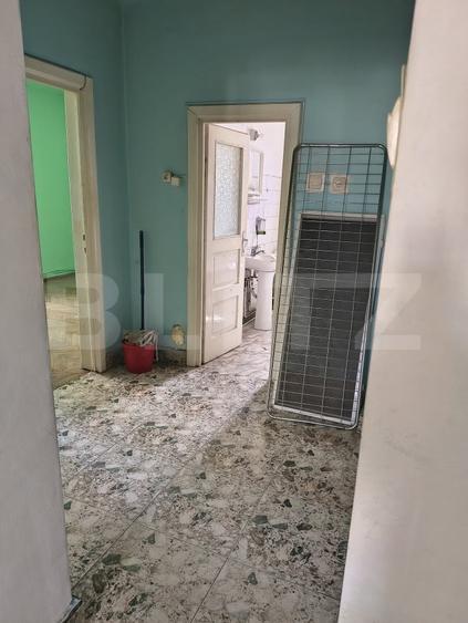 Apartament cu 2 camere decomandat în Central