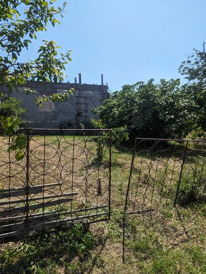 Teren de 1430 mp, în Frecăței