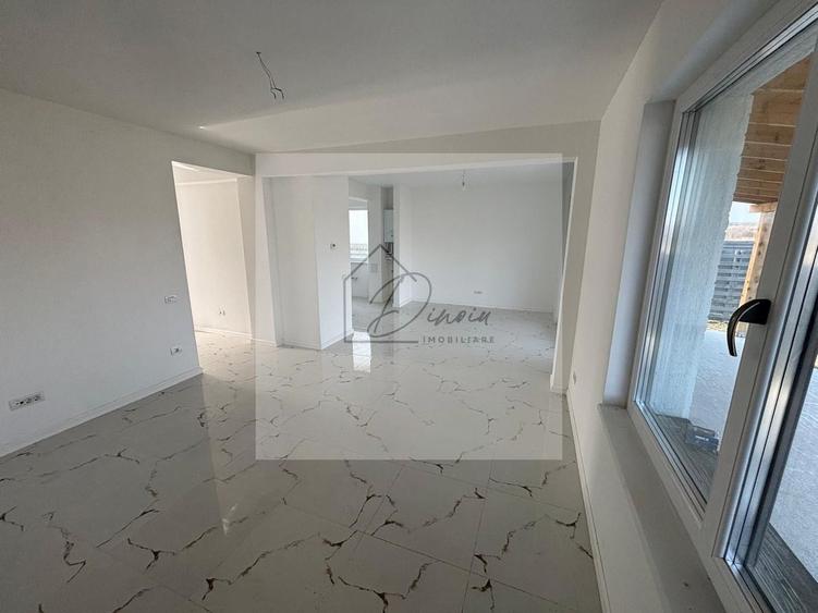 Casă individuală cu 5 camere cu Canalizare în Corbeanca