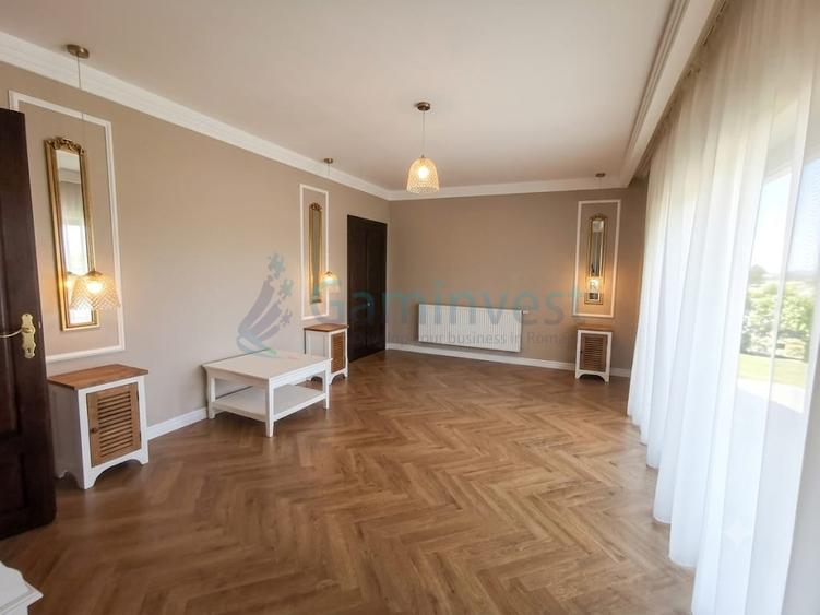 Casă individuală cu 5 camere cu Canalizare în Nufărul