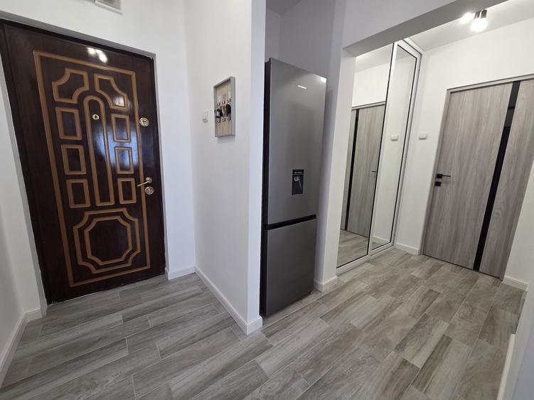 Apartament cu 2 camere decomandat în Tomis Nord