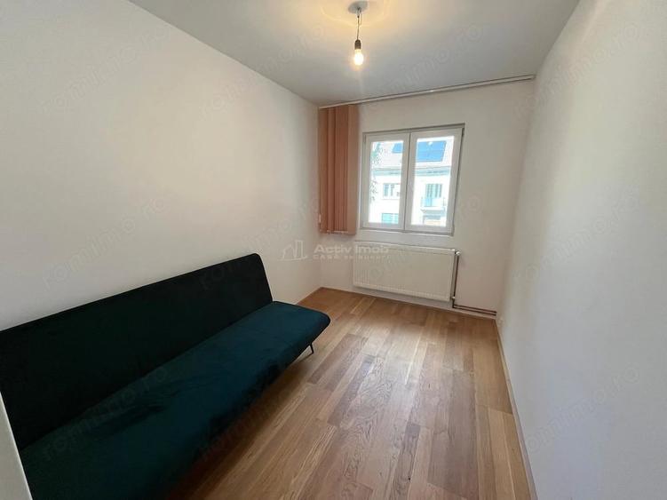Apartament cu 3 camere semidecomandat în Nord