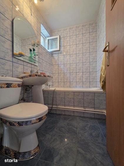 Apartament 3 Camere, Complet Renovat Zona Pia?a Vest, 70mp, etajul.3 - 7