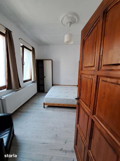 Casă cu 2 camere cu Teren 39 Mp în Parcul Carol