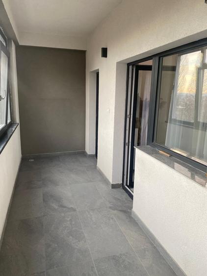 Apartament cu 2 camere semidecomandat în Calea Severinului