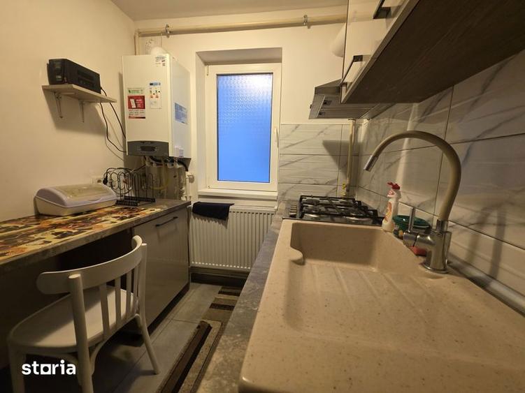 Proprietar vand 2 camere str Suceava etaj 1 vedere stradala - 6