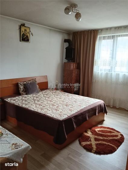 Casă cu 7 camere cu Teren 1100 Mp în Central