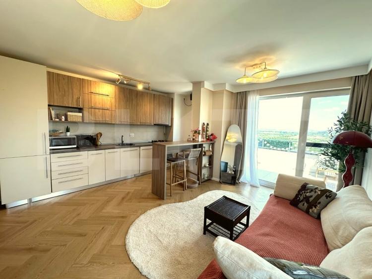 Apartament cu 2 camere semidecomandat, mobilat în Gheorgheni