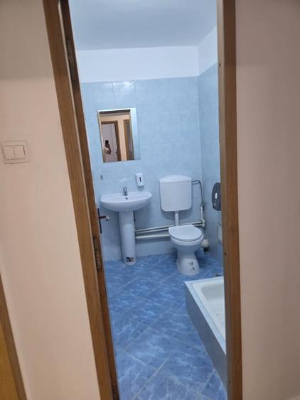 Birou, de 90 mp, în Drumul Taberei