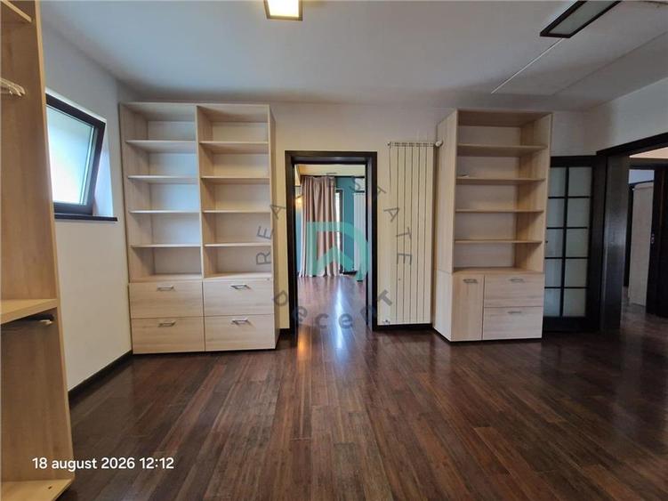 Vila de inchiriat, 7 camere, Green Valley, Brasov - 11
