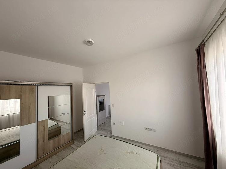 Apartament cu 2 camere semidecomandat în Florești