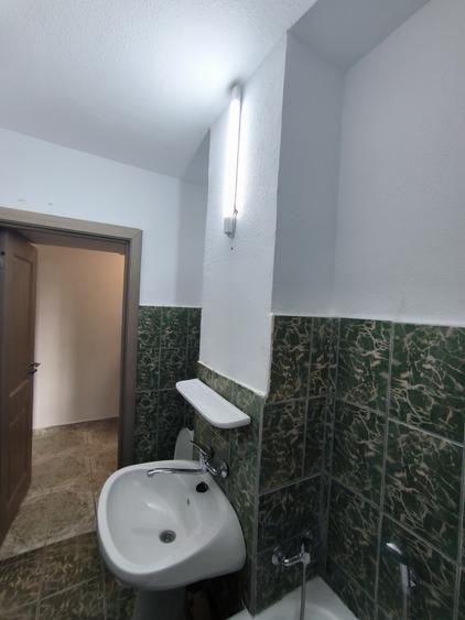 Apartament cu 2 camere semidecomandat în Malu Roșu