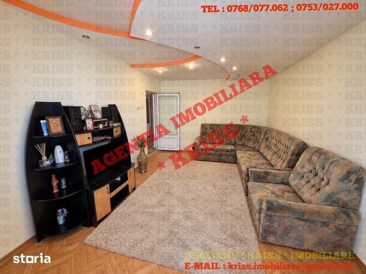 Apartament cu 3 camere decomandat în Tudor Vladimirescu
