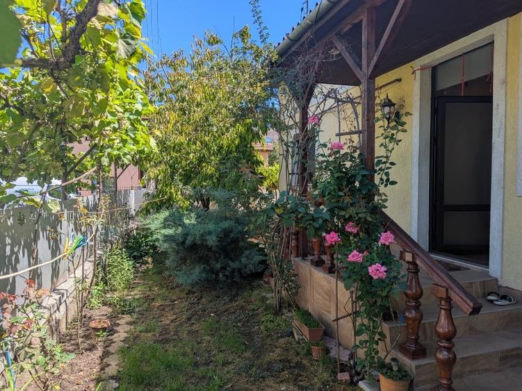 Casă individuală cu 3 camere cu Teren 250 Mp în Gojdu