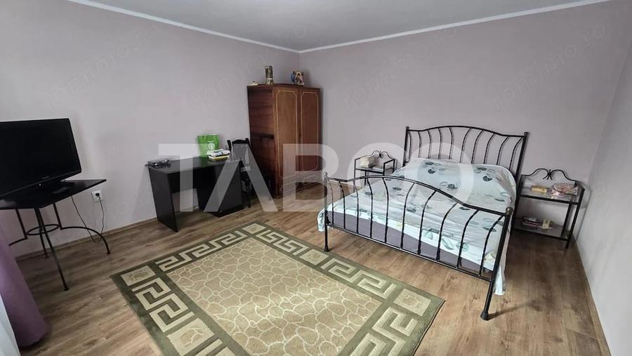 Casă cu 5 camere cu Teren 612 Mp în Central
