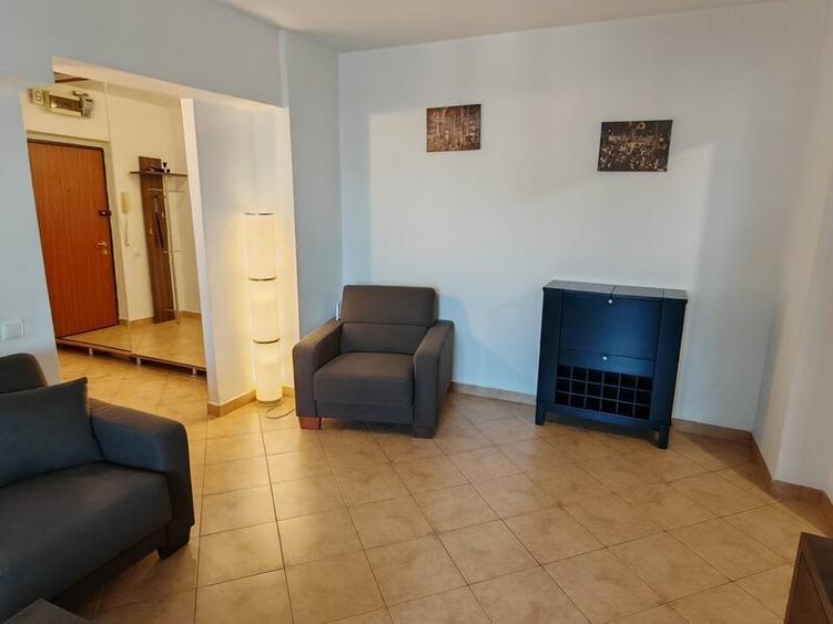 Apartament cu 2 camere semidecomandat, mobilat în Obor