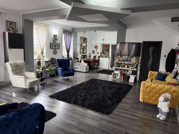 Casă cu 4 camere în Gherăiești