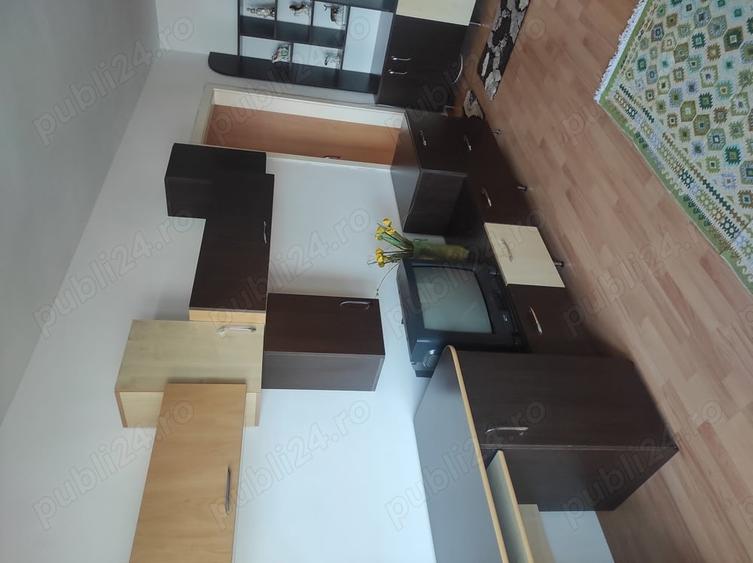 Apartament cu 2 camere semidecomandat în Central