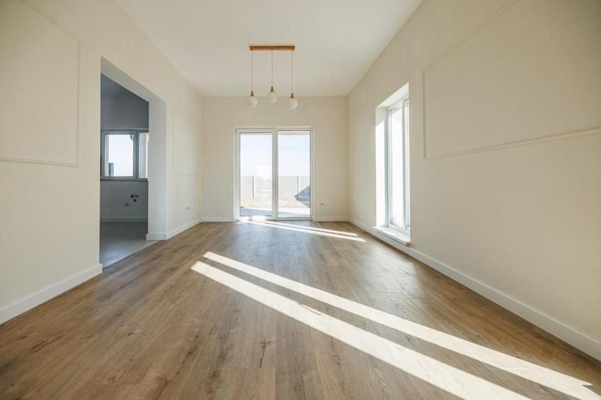 Casă individuală cu 5 camere cu Teren 313 Mp în Săcălaz