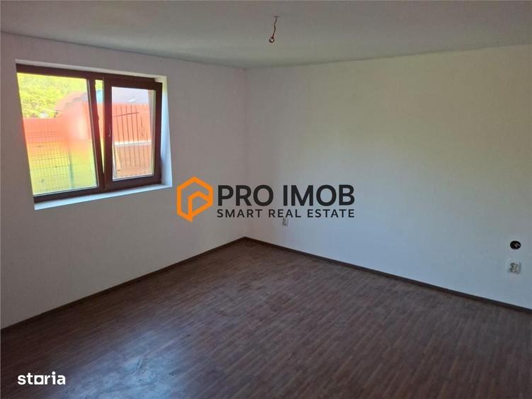 Casă cu 2 camere decomandat în Cocârceni