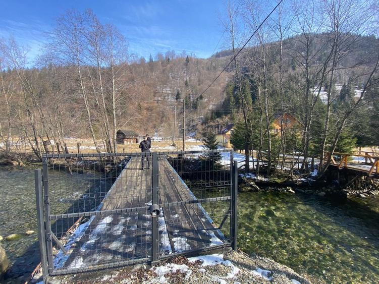 Teren de 2694 mp, în Sătic