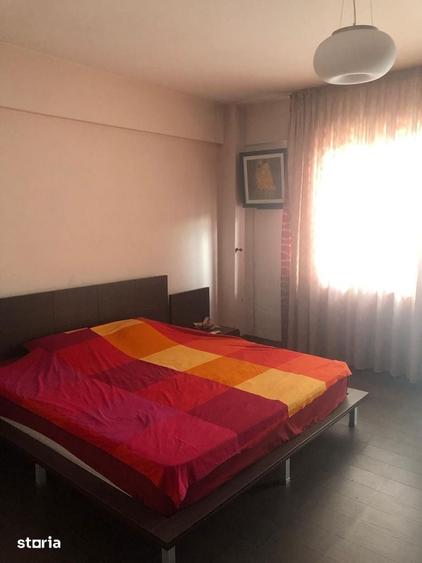 Apartament cu 6 camere în Străulești