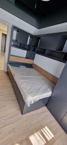 Apartament cu 3 camere semidecomandat, mobilat în Lipovei