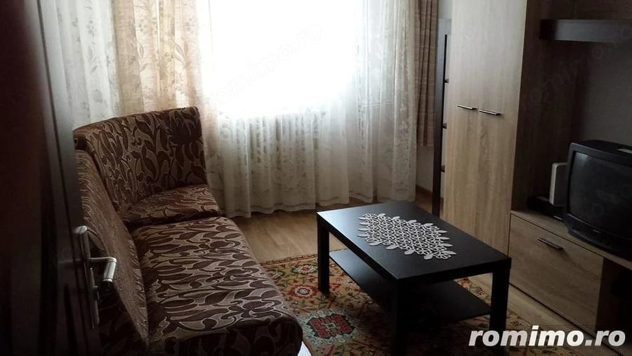 Apartament cu 2 camere decomandat în Titulescu